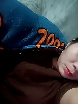 vangkt-cute live sex cam