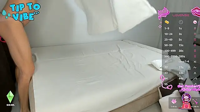 Smallnipples live sex cam