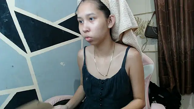 Charming_lexi's cam snapshot