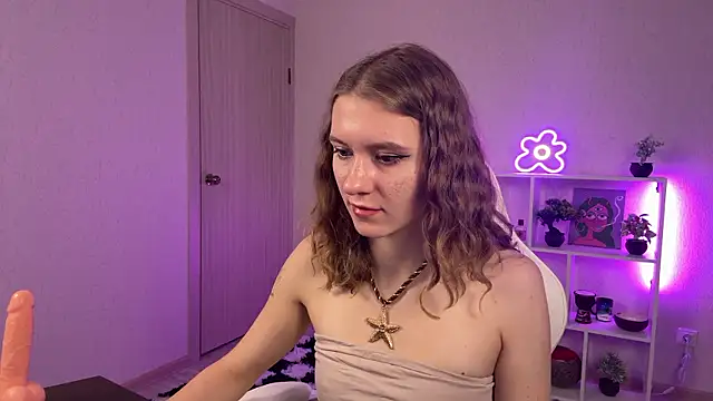 KellySunn's cam snapshot