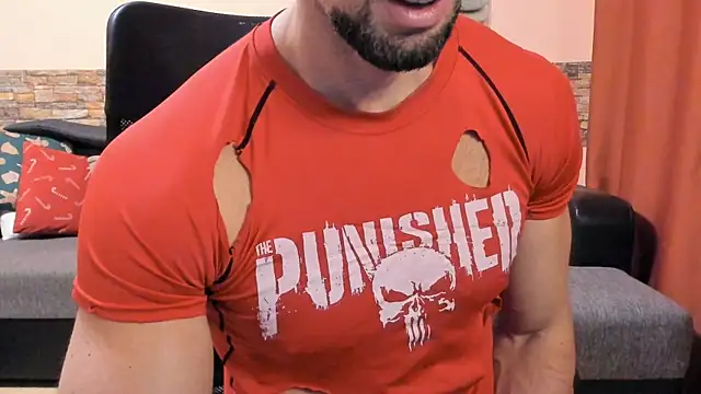 HotHunkTrainer live sex cam