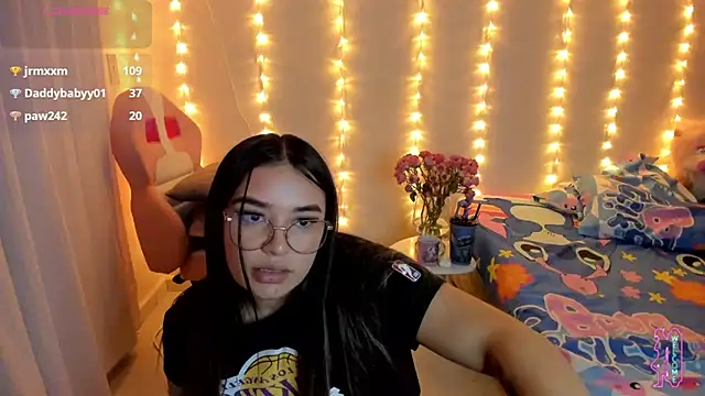 SaraCrow's cam snapshot