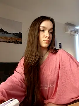 MayaGlow live sex cam