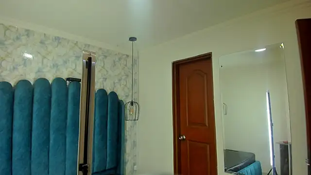 nalalye_cruzz_'s cam snapshot