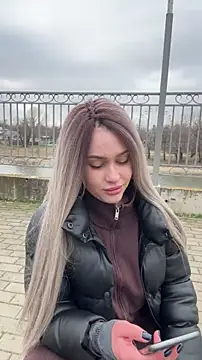 KikiWatson's cam snapshot