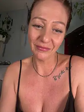 TheSweetestFknSlut's cam snapshot