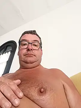 MountJohnXL live sex cam