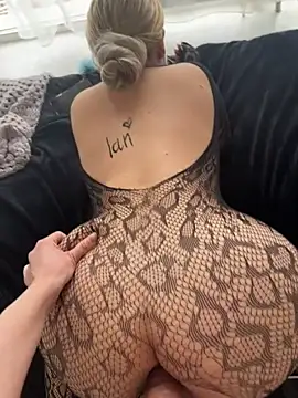 RollDollsi live sex cam