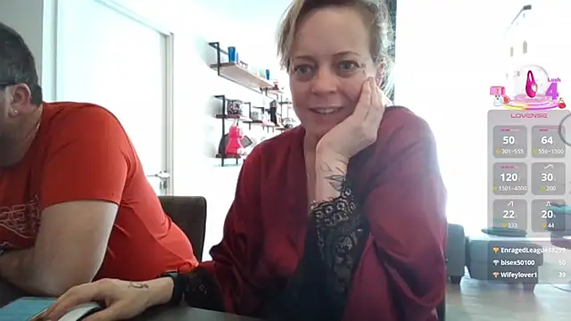 Miss-Chupagirly live sex cam