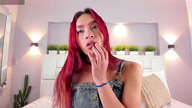 LunnaBlake's cam snapshot