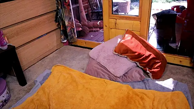 LittleMe97 live sex cam