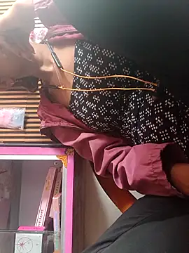 nehakapoor89 live sex cam