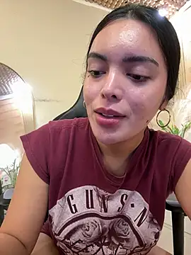 TS-SimplyTheBest live sex cam