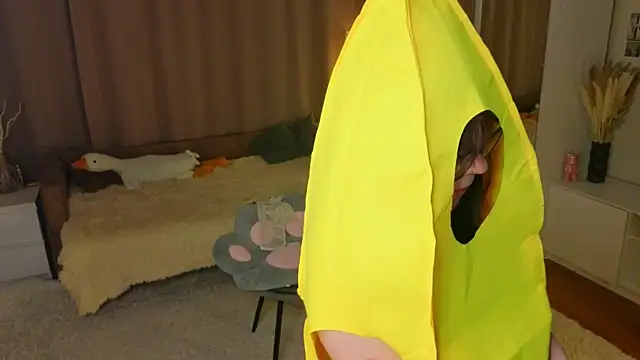 LaveraBadlam live sex cam