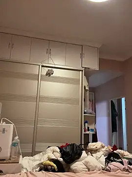 oo-shanshan's cam snapshot