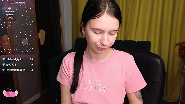 KarolinaBlacks's cam snapshot