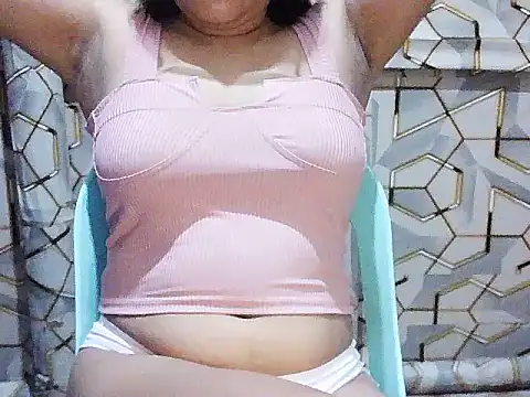 AsianHornyPussy69's cam snapshot