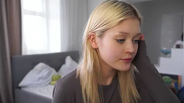 TaraBomstad's cam snapshot