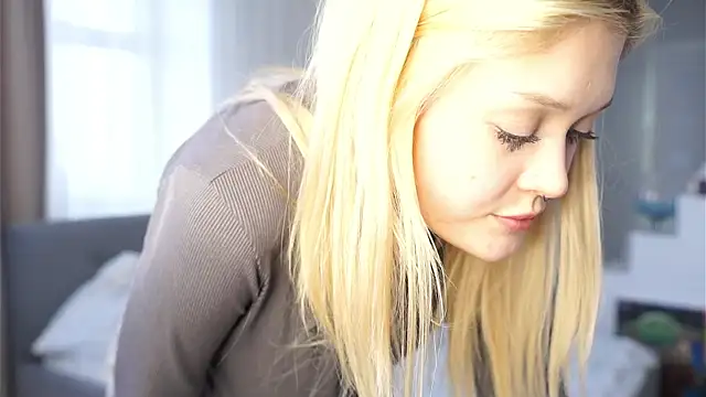 TaraBomstad's cam snapshot