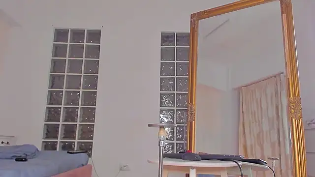 JassyeJoy live sex cam