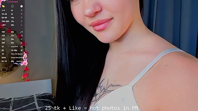 RoxannRunk's cam snapshot