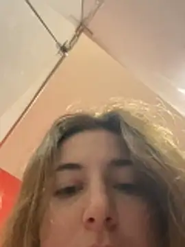 kate_nicepops999114's cam snapshot