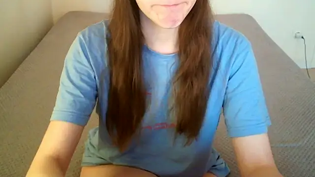 MikkiRay's cam snapshot