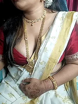 _YOUR_DREAM_FANTASY_'s cam snapshot