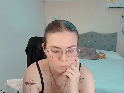 lexalove_doll's cam snapshot