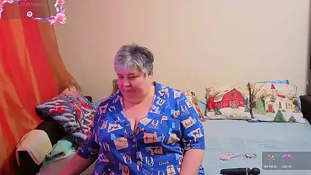 Klio5678 live sex cam