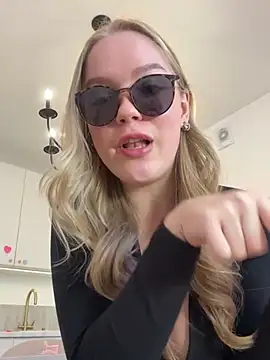 Little_Forest_ELF live sex cam