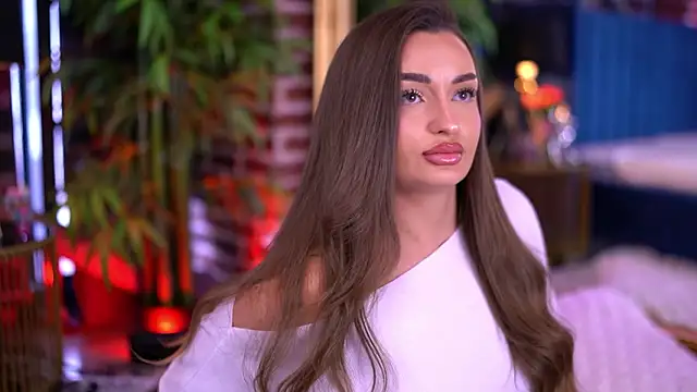 MillaSerene live sex cam