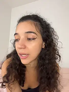 uniquerossie's cam snapshot