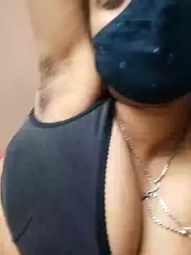 me-leela's cam snapshot