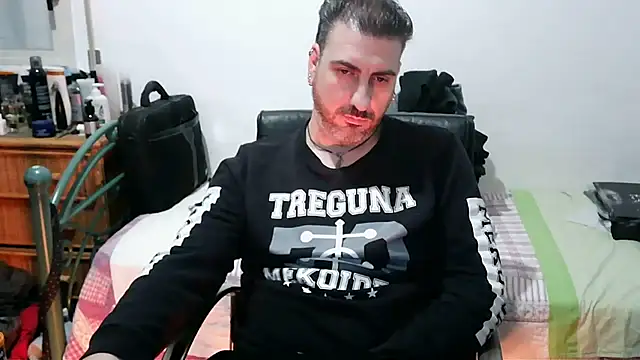 Italian_dark_desire's cam snapshot