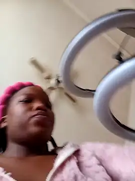 Divine_Beautyxx live sex cam