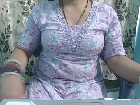 Rozy-Corvy's cam snapshot