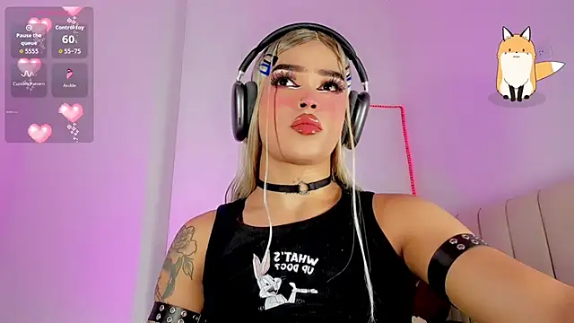 ladytslatina live sex cam