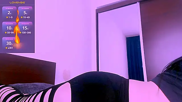 _magic_smile_11's cam snapshot