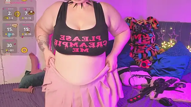 MilanaSkyingg's cam snapshot