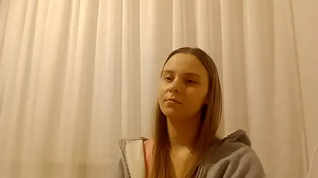 CrackShirker's cam snapshot