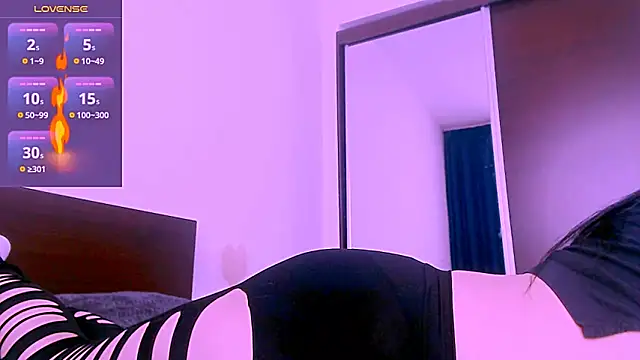 _magic_smile_11's cam snapshot