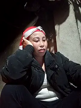 lena-cute's cam snapshot