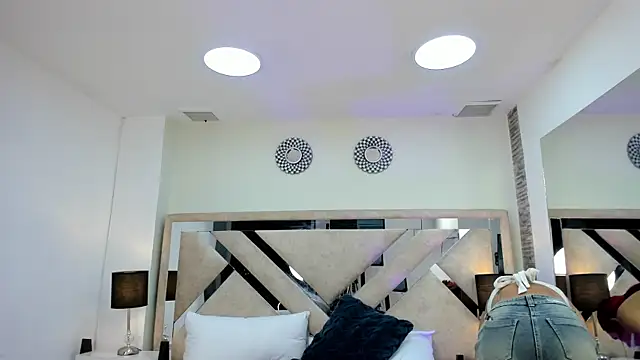 ximena_vasquez8's cam snapshot