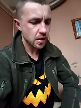 FrightenedMission238 live sex cam