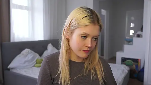 TaraBomstad's cam snapshot