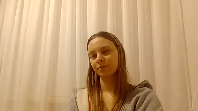 CrackShirker's cam snapshot