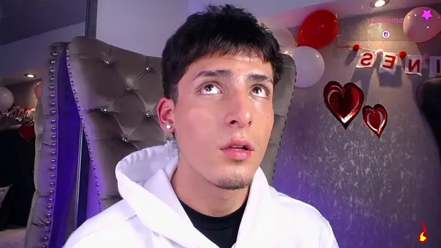 MateoMitchell live sex cam