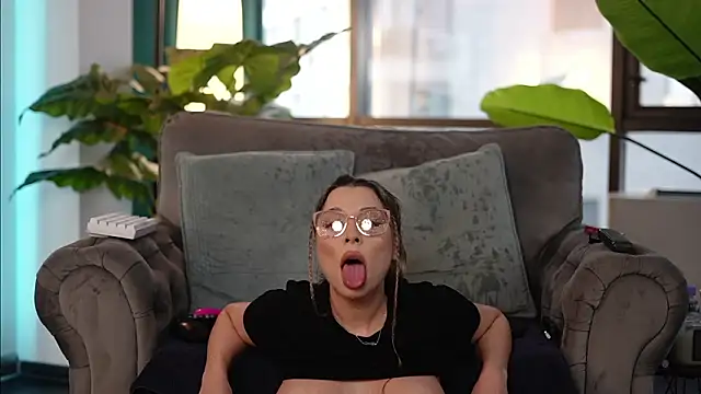 Assmerising live sex cam