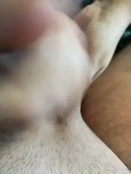 MadaamJizz_DickLewd live sex cam